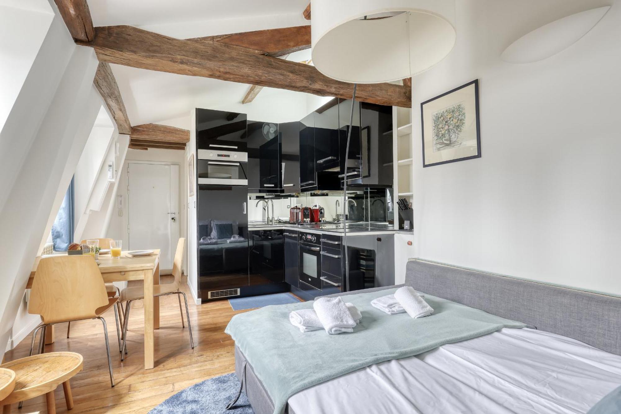 Homely & Pleasant T2 Flat In The Heart Of Appartement