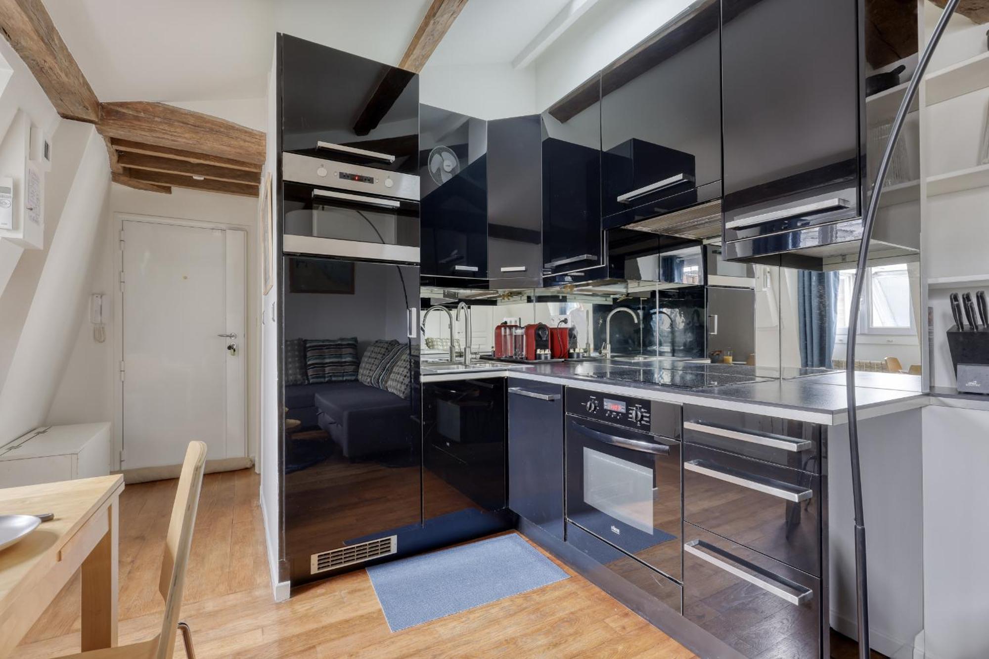 Homely & Pleasant T2 Flat In The Heart Of Appartement
